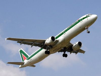 Alitalia, compagnia poco verde