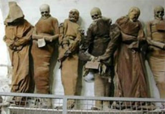 Storie di mummie e di imbalsamatori