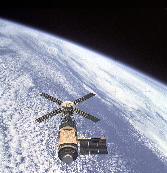 Occhio al satellite che precipita sulla Terra