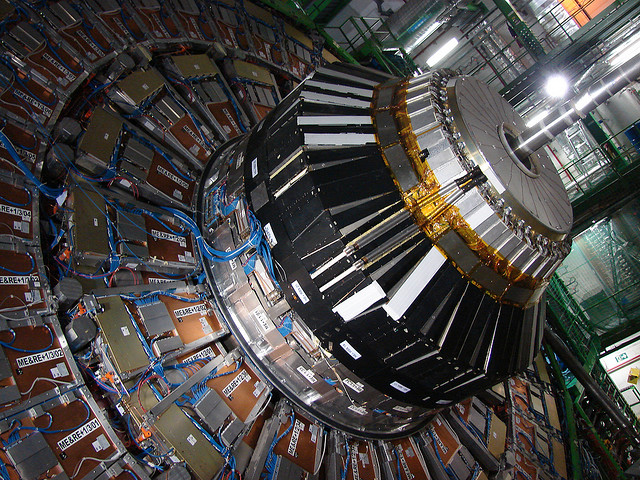 Lhc accelera per trovare il bosone di Higgs