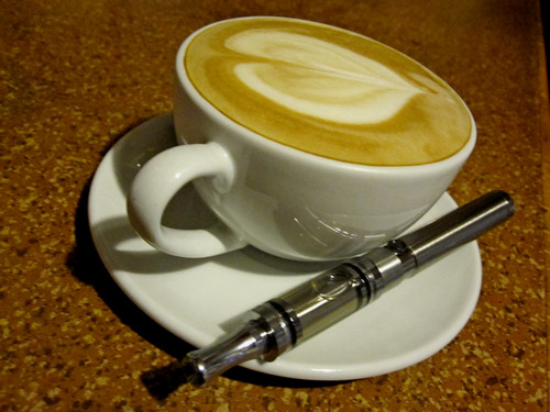 Le sigarette elettroniche aiutano a smettere di fumare