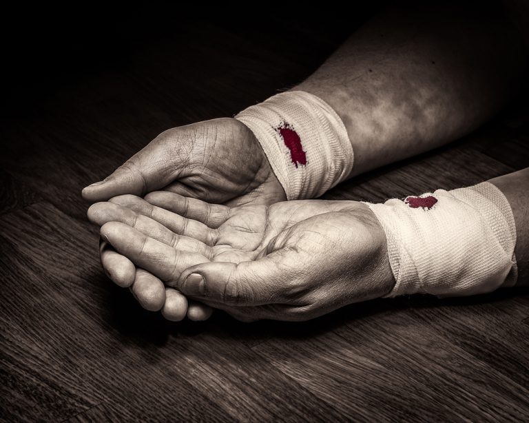 La “road map” per diminuire i suicidi nel mondo