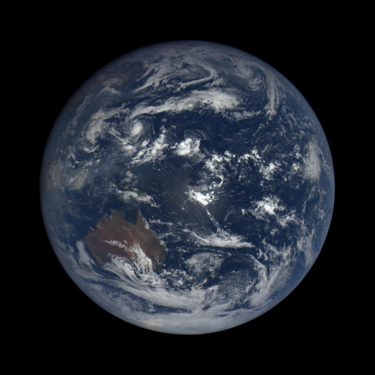 La Terra fotografata dallo Spazio ogni giorno