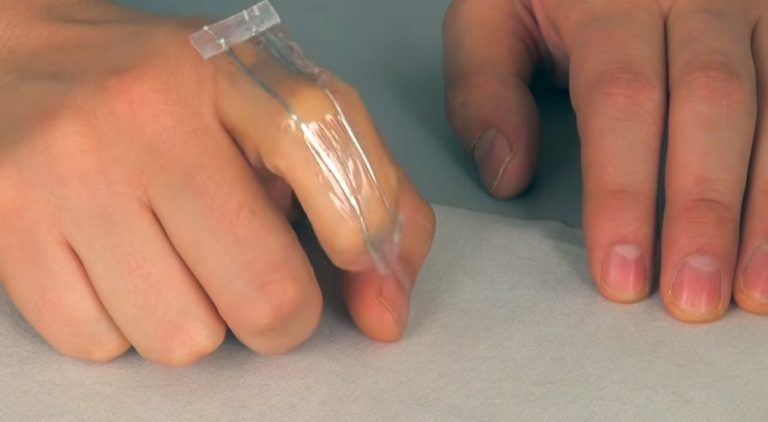 Dispositivi elettronici diventano allungabili