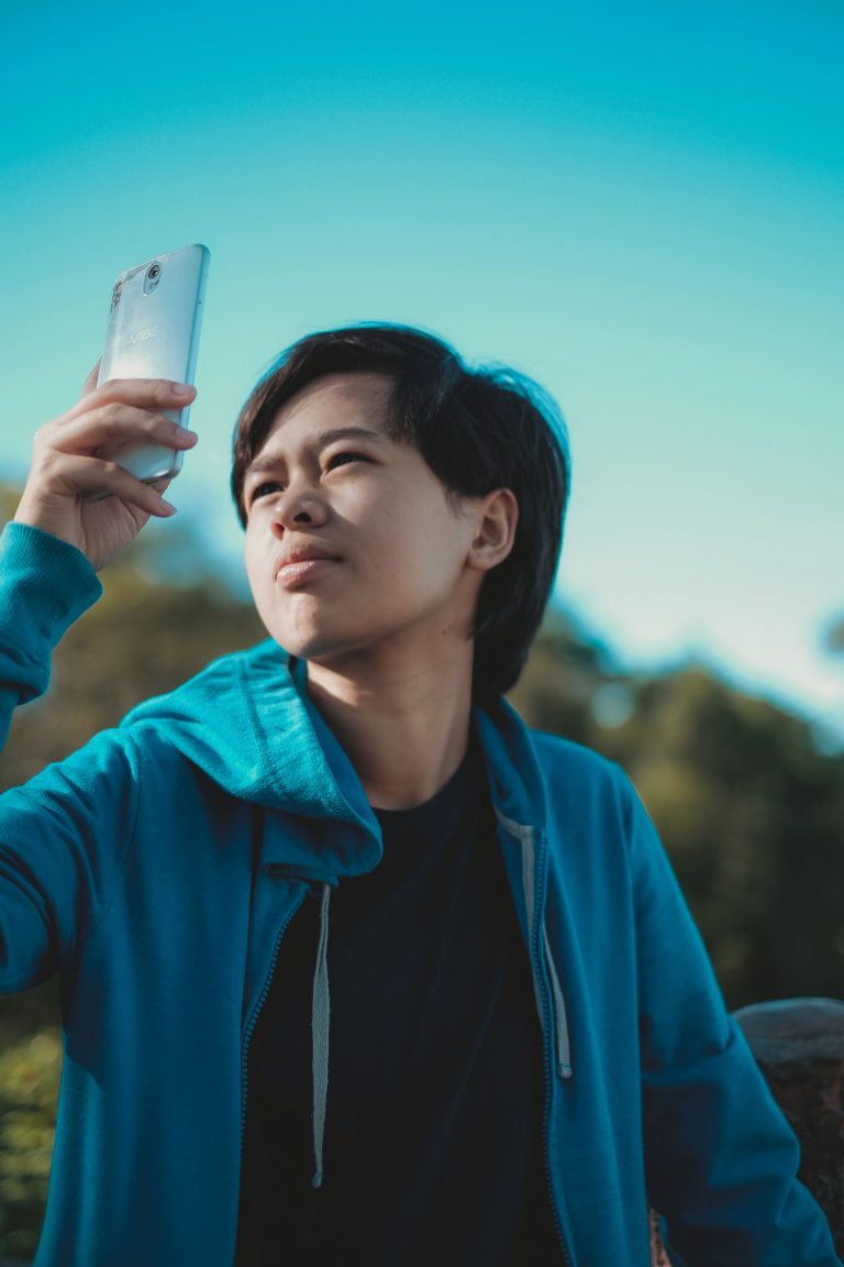 Un nuovo studio dice che i cellulari non causano tumori al cervello