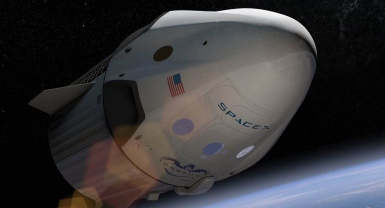 Crew Dragon lancio spacex razzo spazio