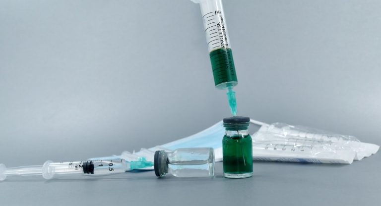 Sputnik V vaccino russo coronavirus dosi