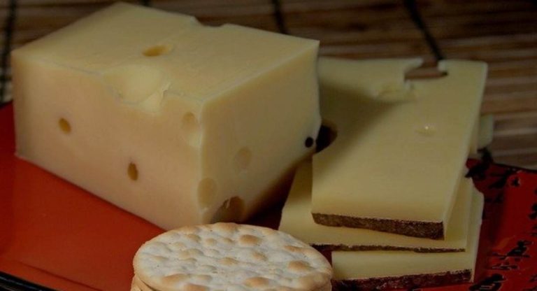 formaggio svizzero