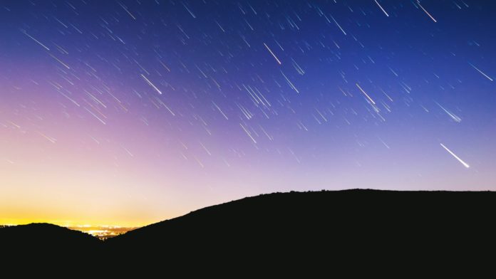 austin-schmid-CHi0eieAaCQ-unsplash perseidi