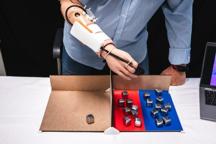 mano robotica