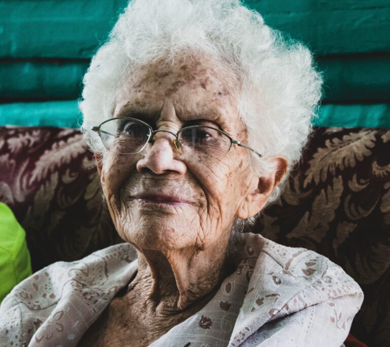 Giornata mondiale dell’Alzheimer, la ricerca accelera ma gli studi clinici cercano volontari